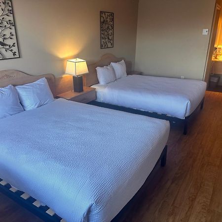 Travelodge By Wyndham Drummondville Exteriör bild