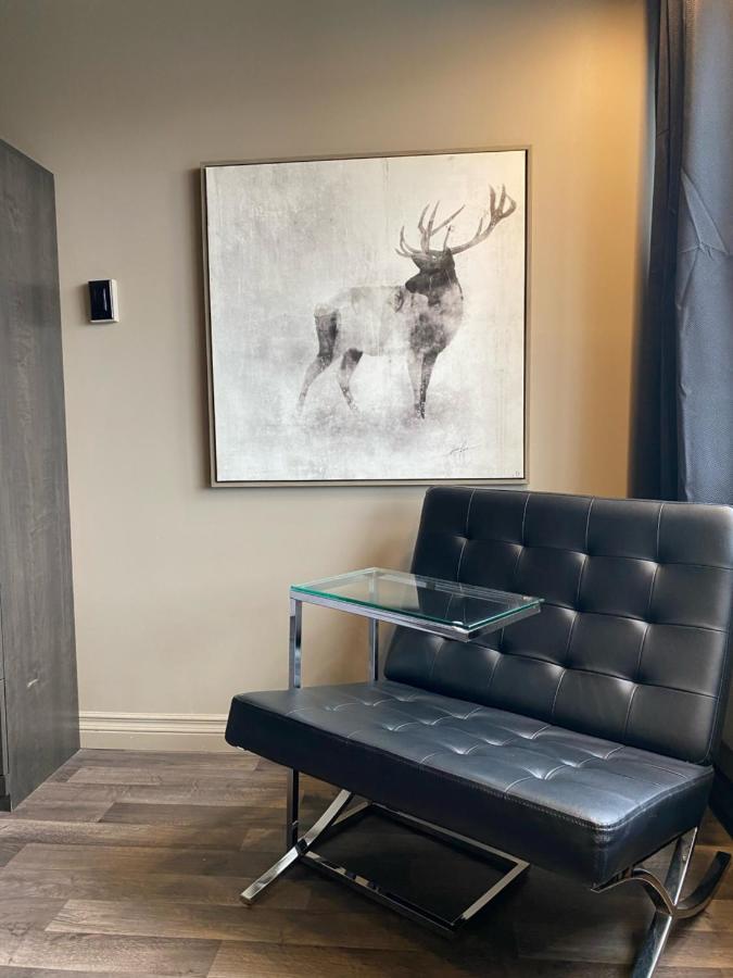 Travelodge By Wyndham Drummondville Exteriör bild