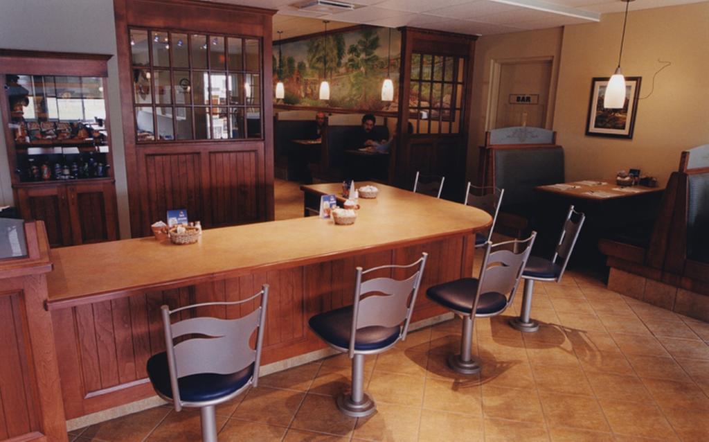 Travelodge By Wyndham Drummondville Exteriör bild
